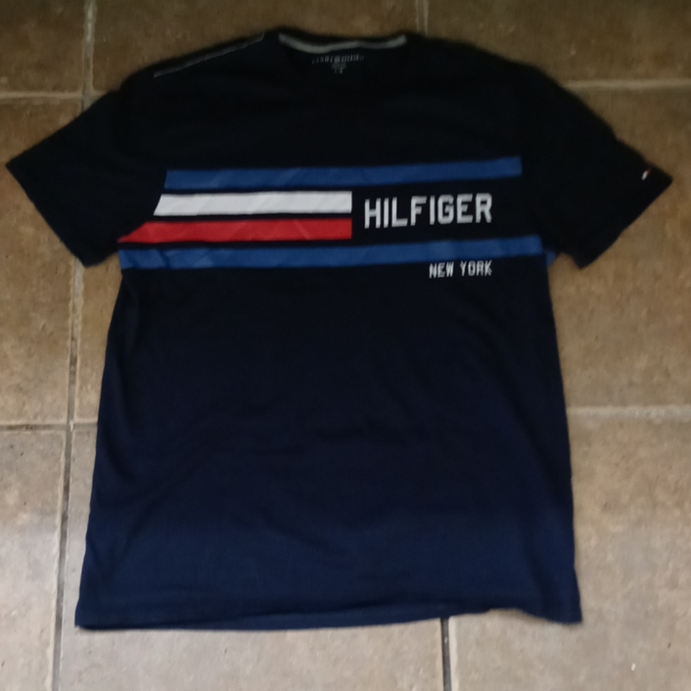 Tommy Hilfiger T-Shirt Large